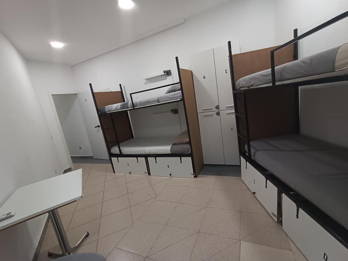 Parsa Booking Madrid Cameră foto